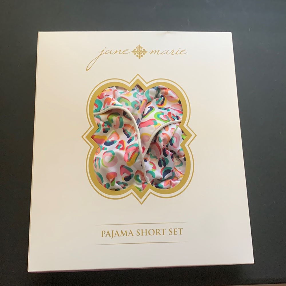2xl Jane marie pajama set.